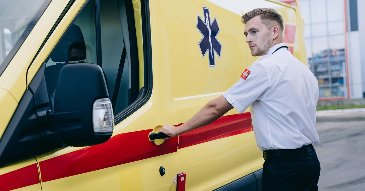 locksmith service technician — Bayside Locksmith Queens