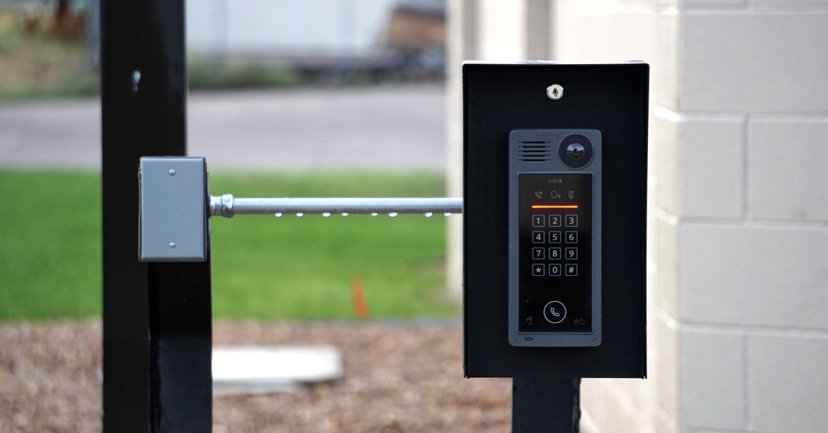 Keypad and Fob Entry: Choosing the Right Credential for Your Property — Bayside Locksmith Queens