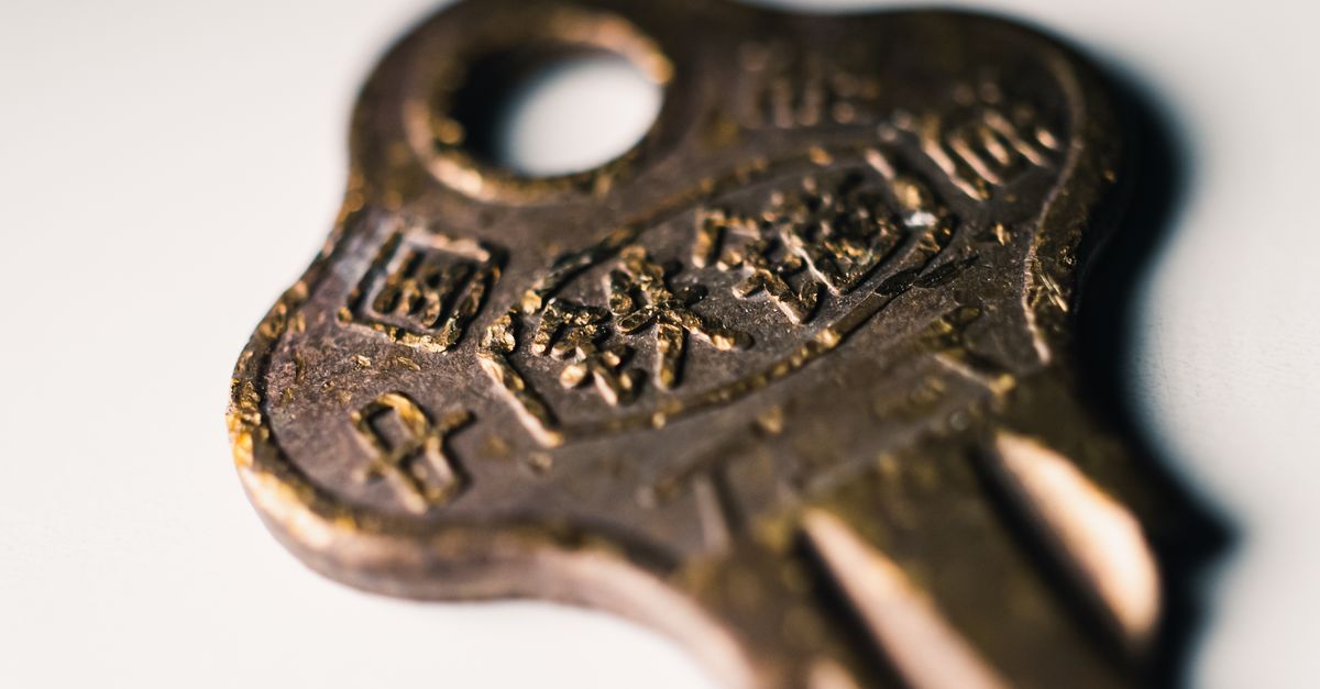 Choosing the Right Deadbolt for Your Queens Home — Bayside Locksmith Queens